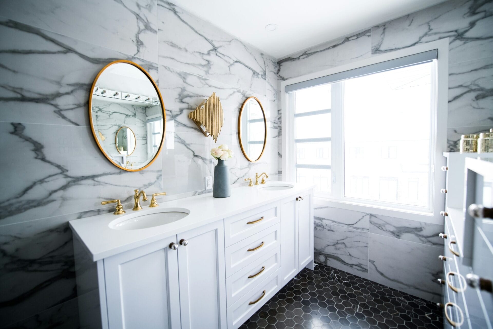 Planning a Bathroom Remodel in Cape Coral? Here’s What to Know Before You Start