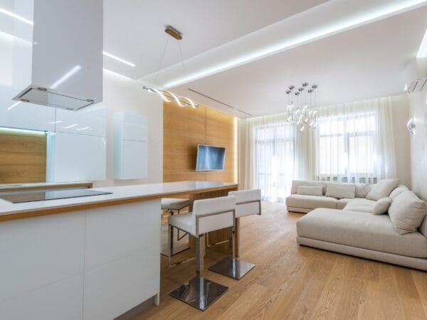 Luxury vinyl flooring in Cape Coral living room